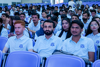 Opening Ceremony of the 2025 Autumn Semester Held by the International College of the University of Chinese Academy of Sciences (UCAS)